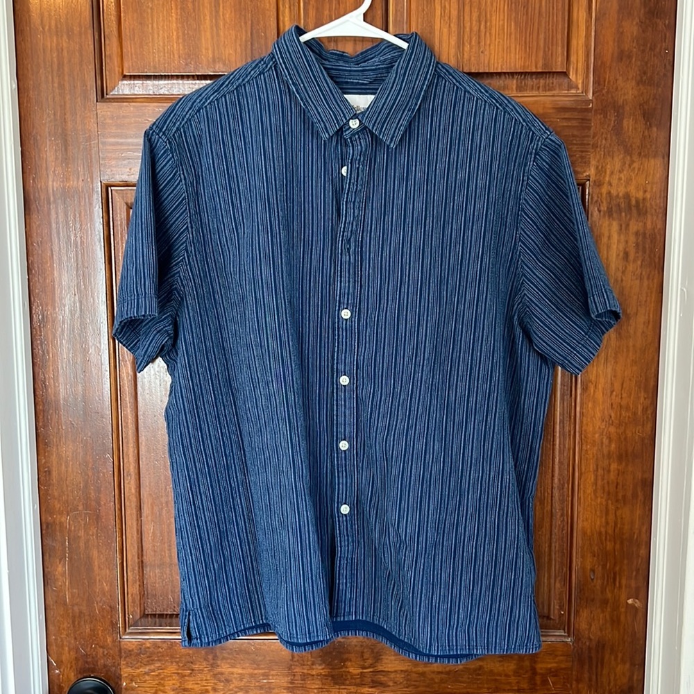 Goodfellow & Co Men's Blue Button Down Shirt